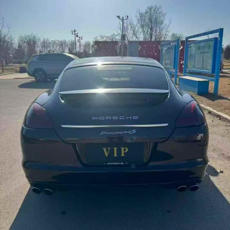 青岛12年保时捷帕拉梅拉7