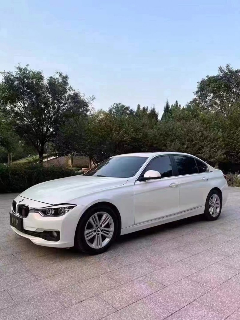 邢台17年宝马3系8