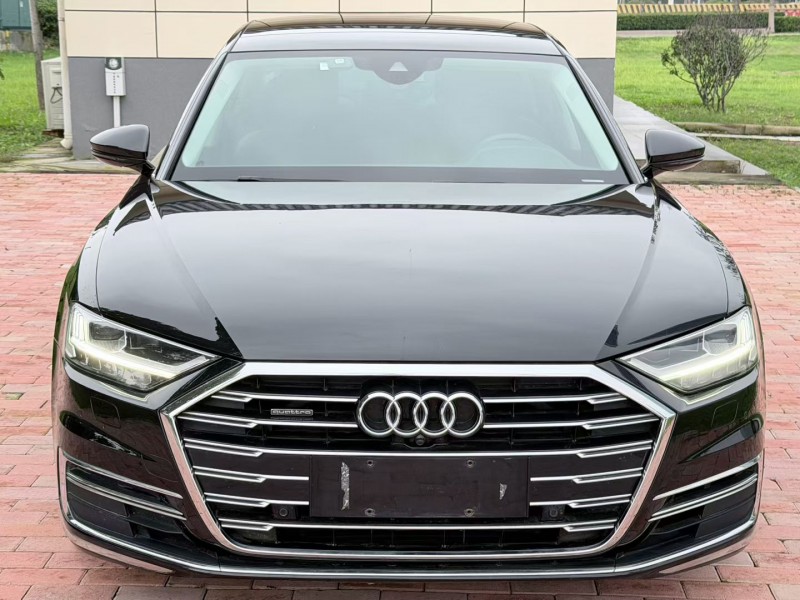 商丘21年奥迪A8L1