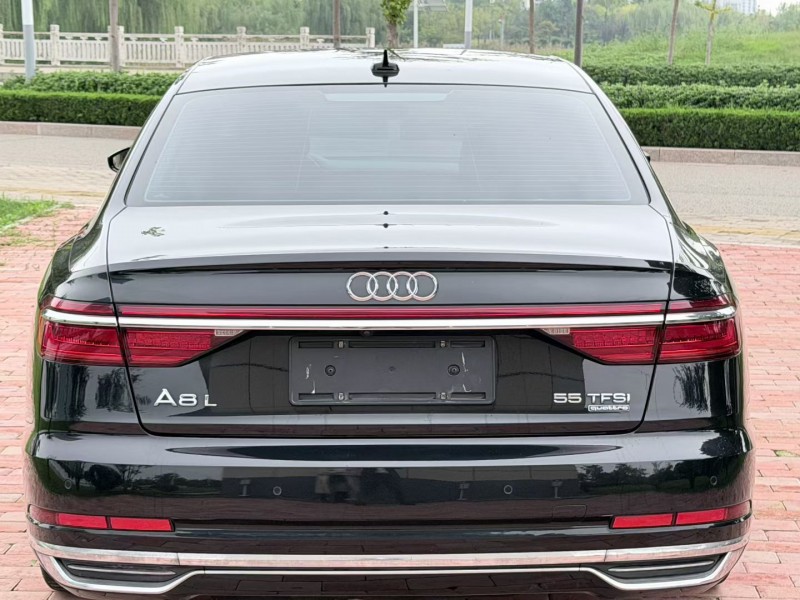 商丘21年奥迪A8L4