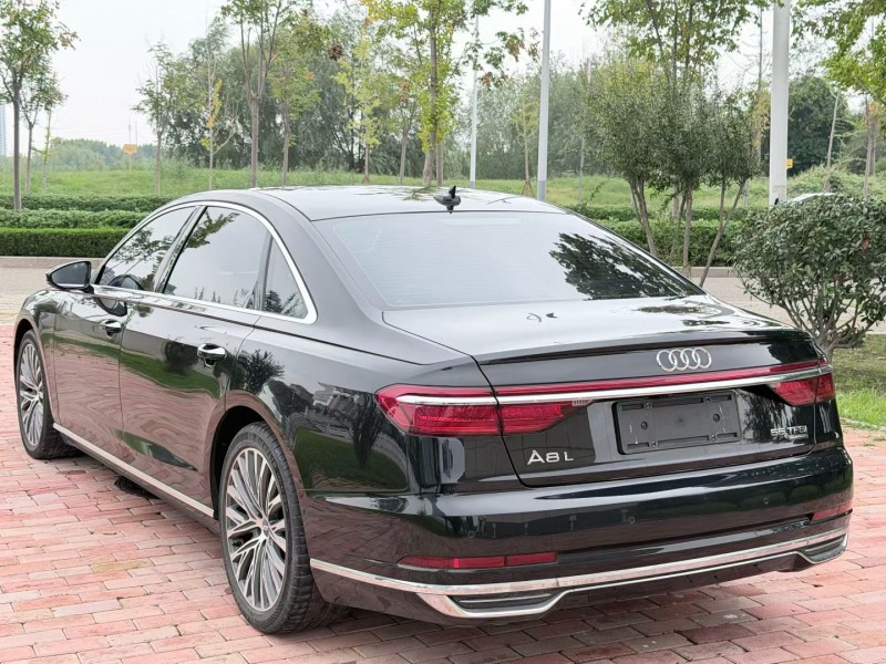 商丘21年奥迪A8L8