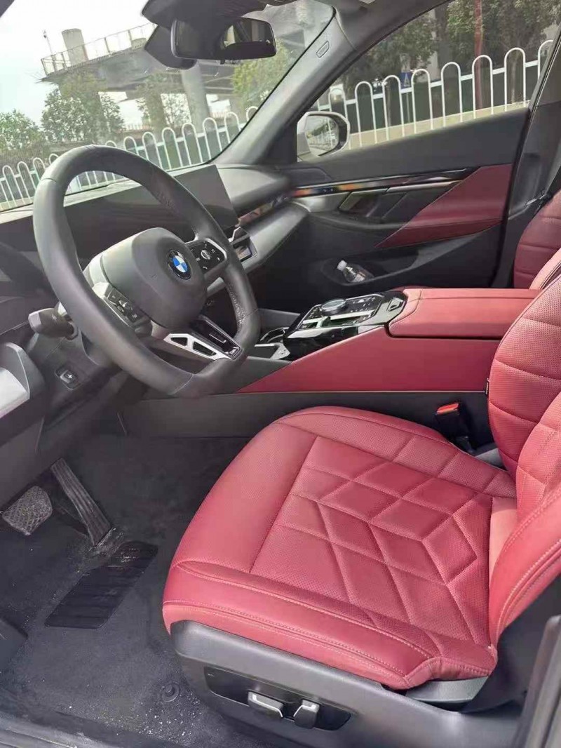 广州25年宝马5系6