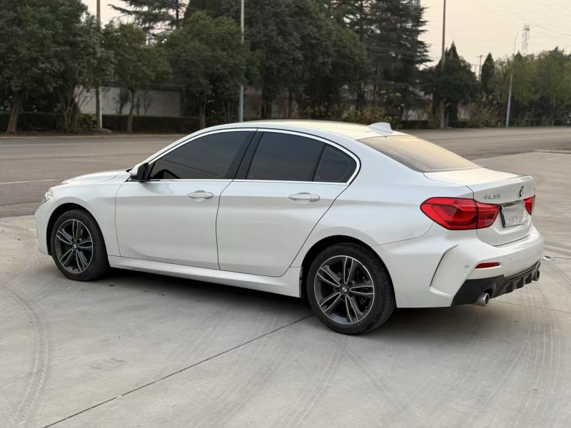 徐州20年宝马1系5