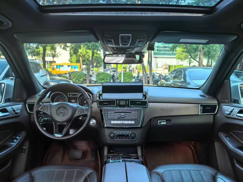 深圳17年奔驰GLE3