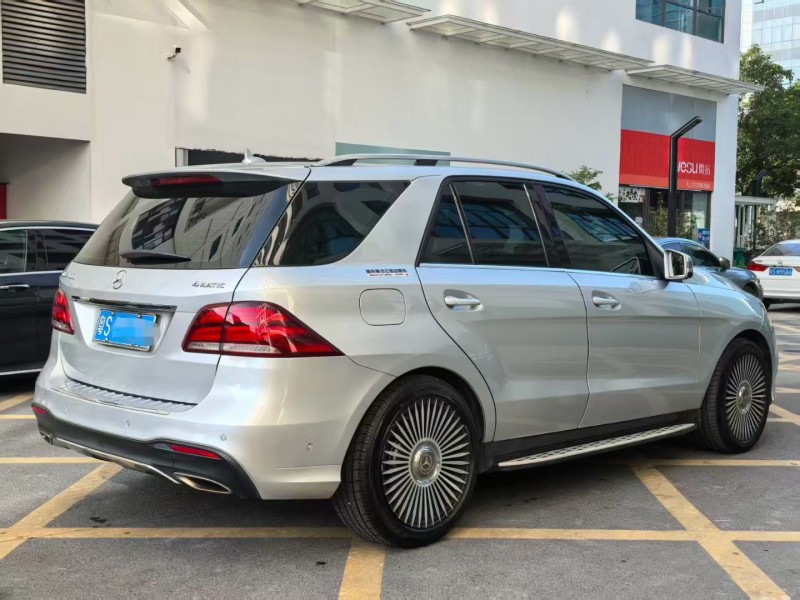 深圳17年奔驰GLE8
