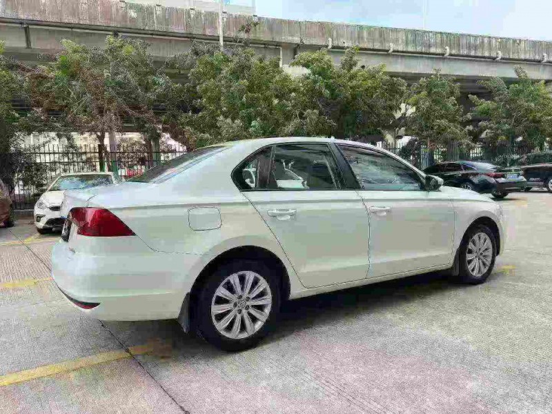 东莞19年大众宝来7