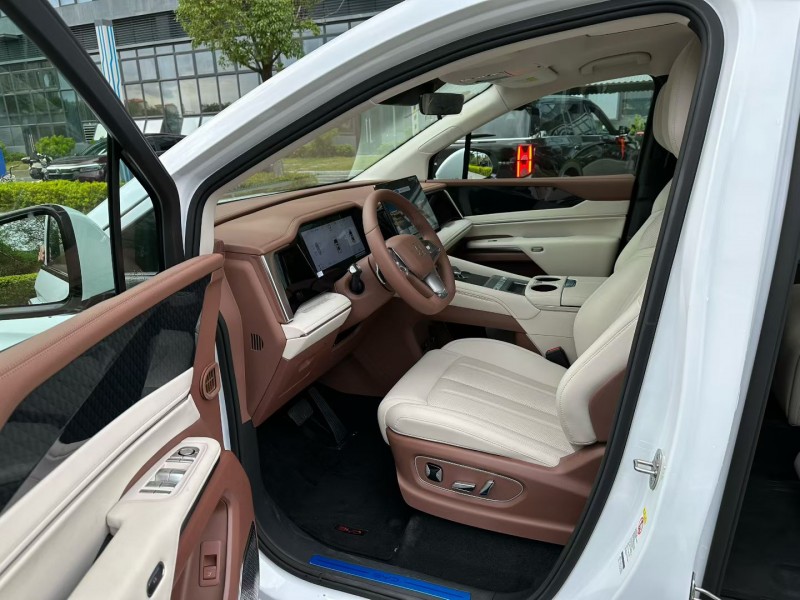 东莞25年比亚迪夏4