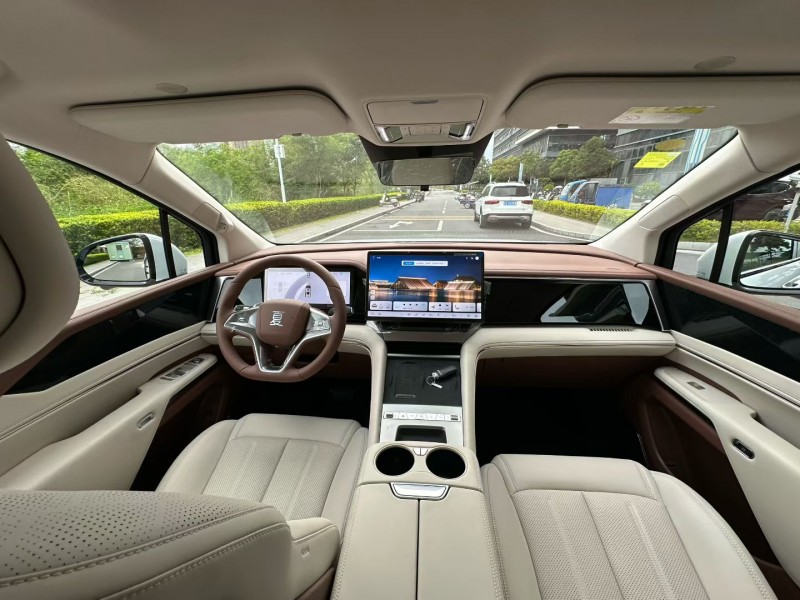 东莞25年比亚迪夏5