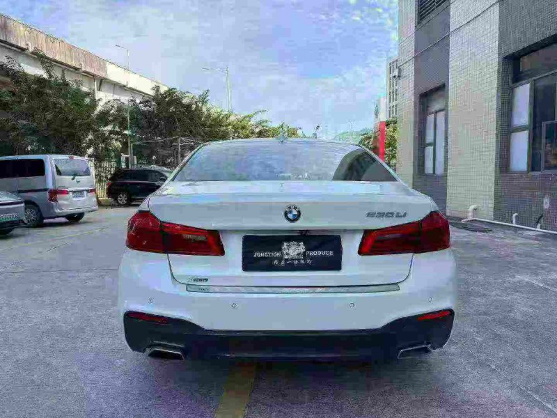 东莞19年宝马5系9