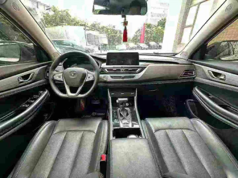 东莞22年长安汽车CS755