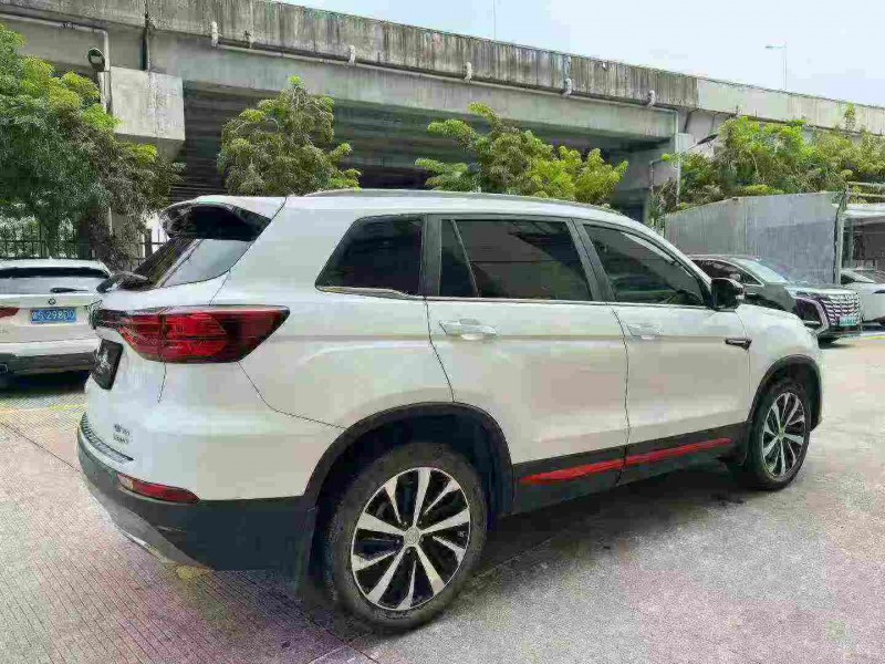 东莞22年长安汽车CS757