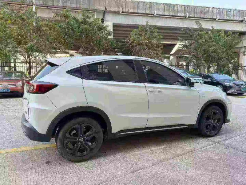 东莞21年本田XRV7