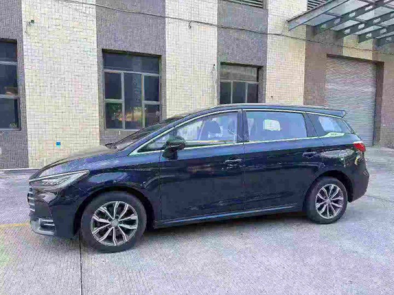 东莞20年比亚迪宋MAX2