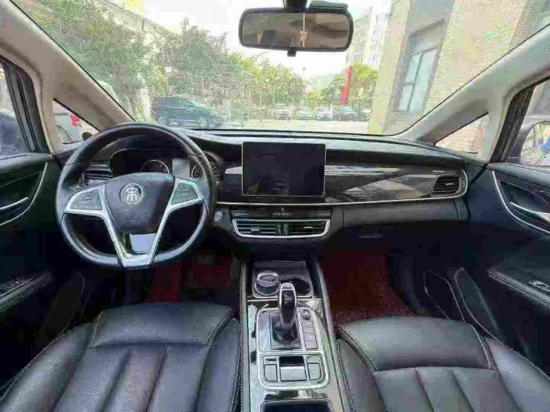 东莞20年比亚迪宋MAX5