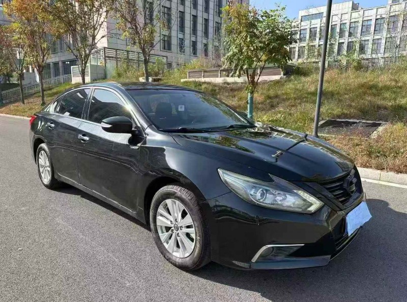 淄博17年日产天籁2