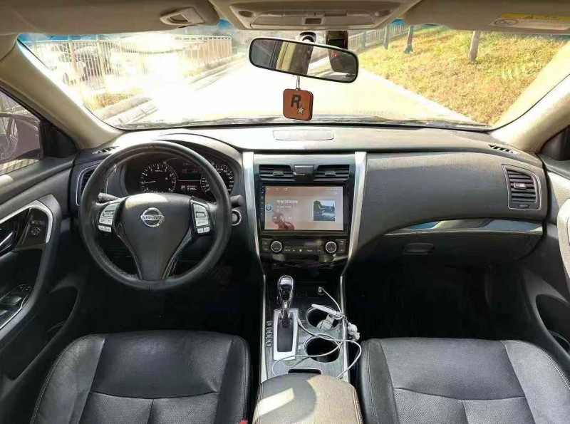 淄博17年日产天籁5