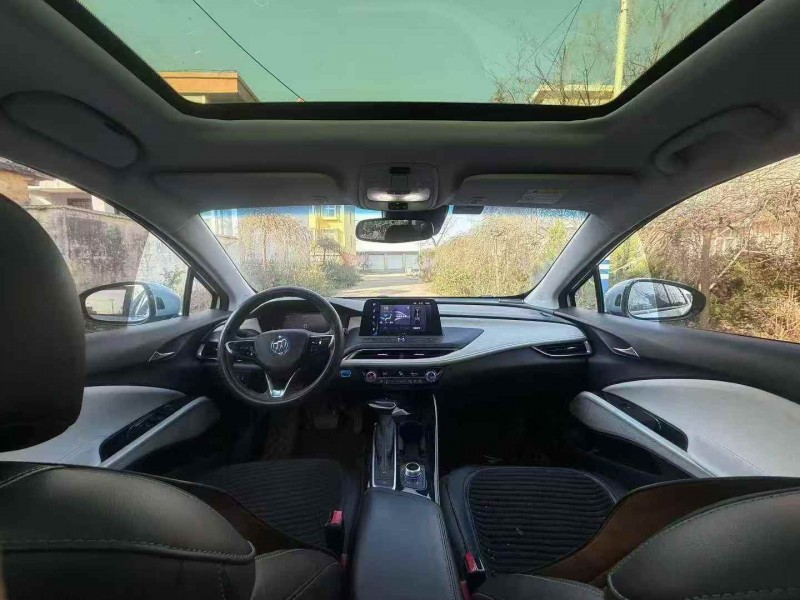 东营21年别克微蓝5