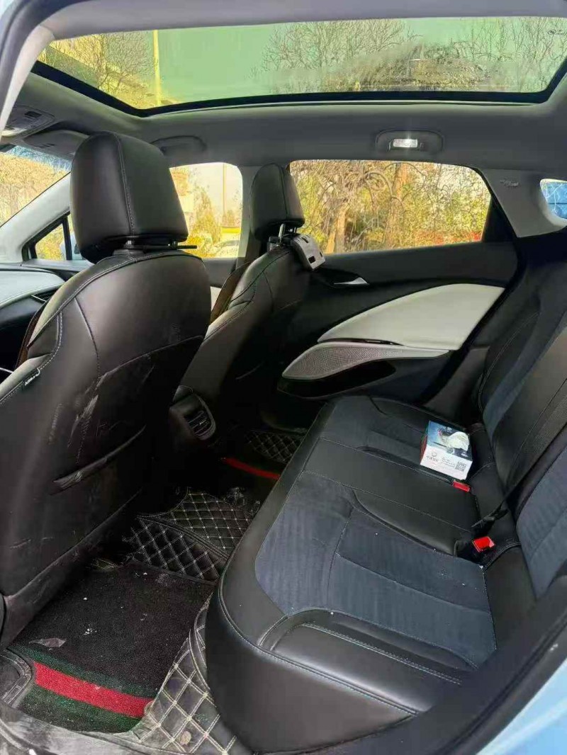 东营21年别克微蓝6