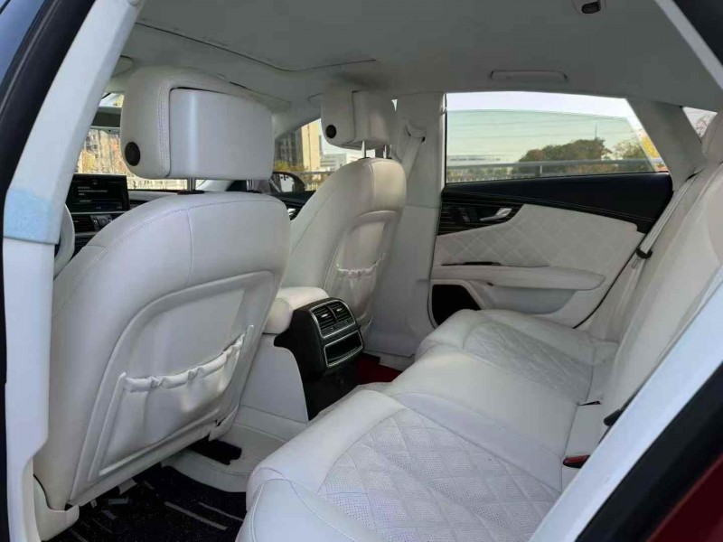 武汉17年奥迪A7L5