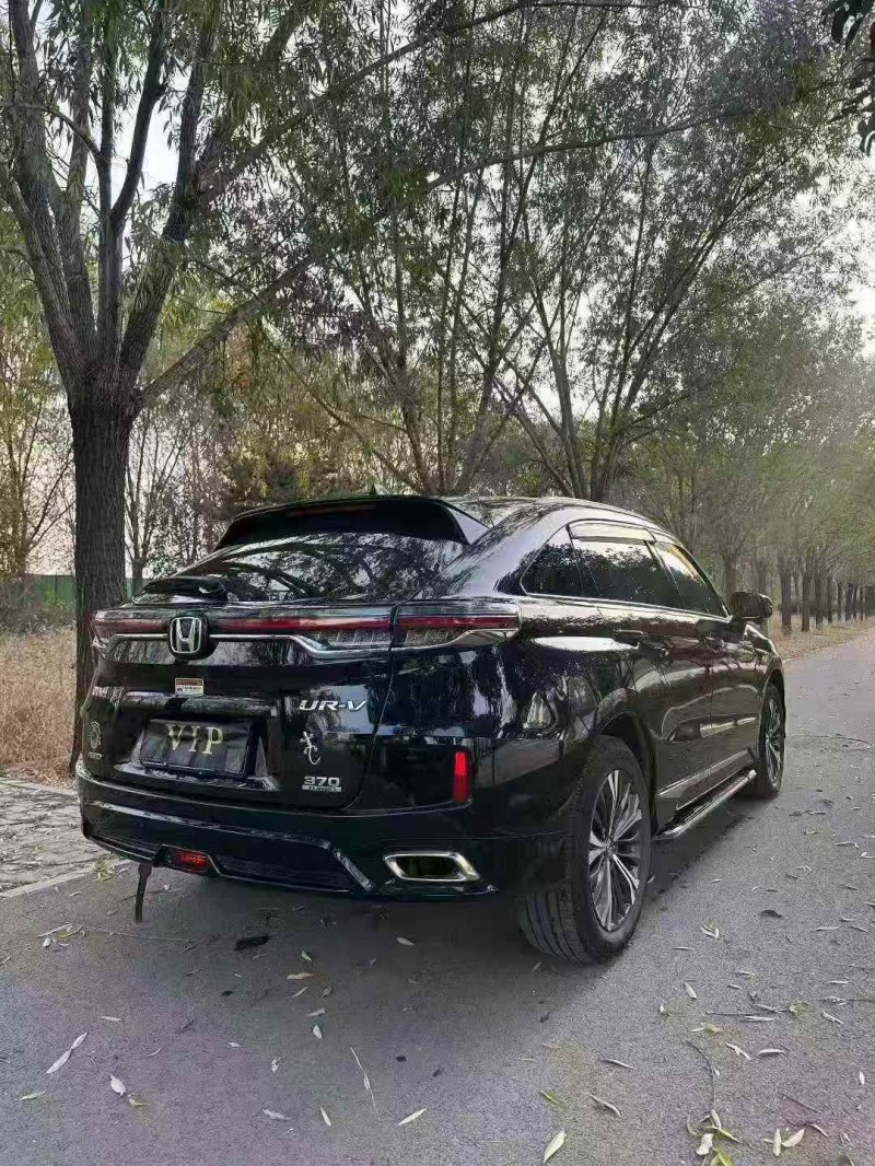 青岛22年本田URV8