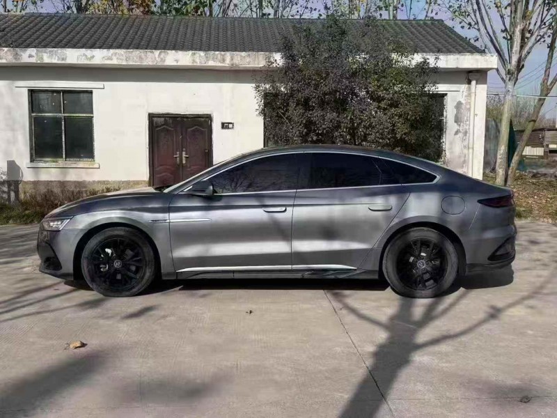 新乡23年比亚迪汉8