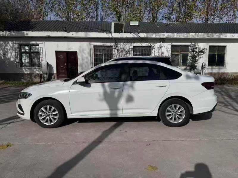 鹤壁23年大众朗逸7