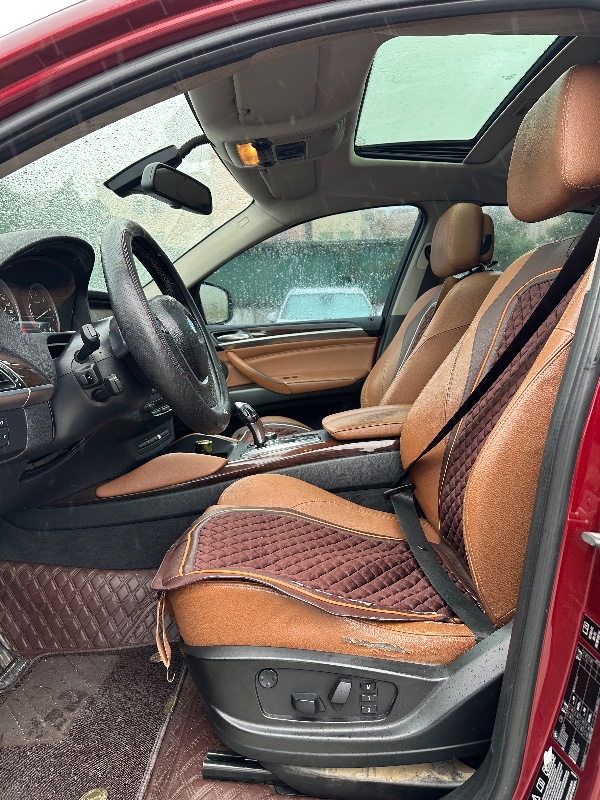 中山12年宝马X69