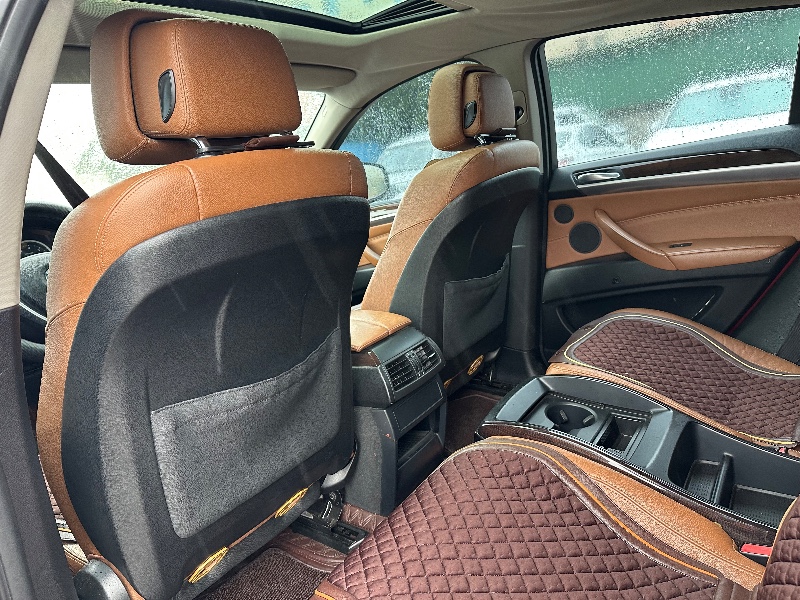 中山12年宝马X612