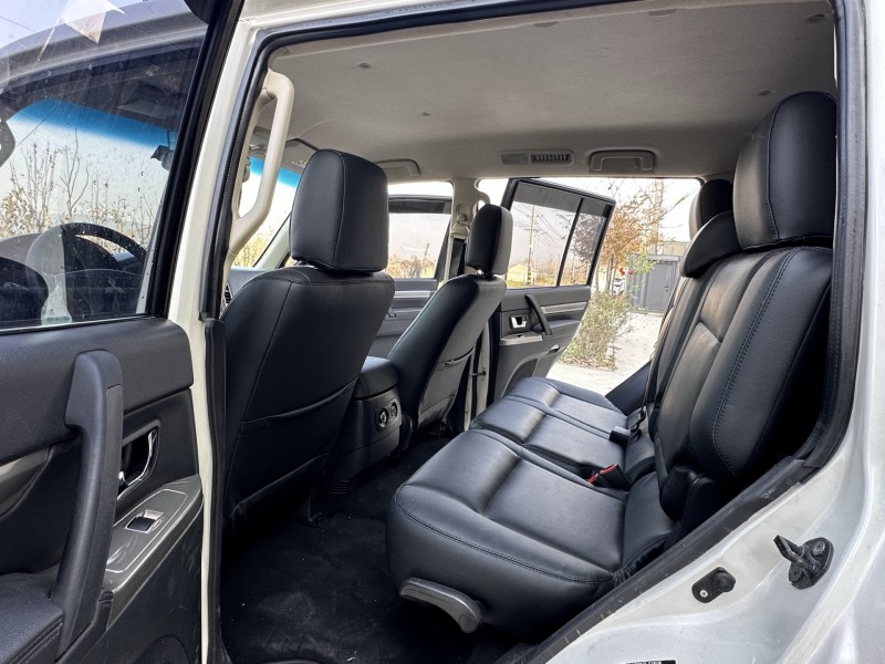 徐州20年三菱帕杰罗7