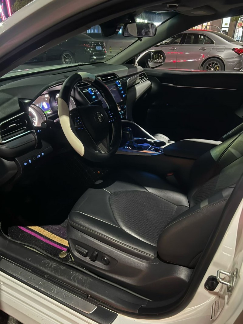 上饶20年丰田凯美瑞7