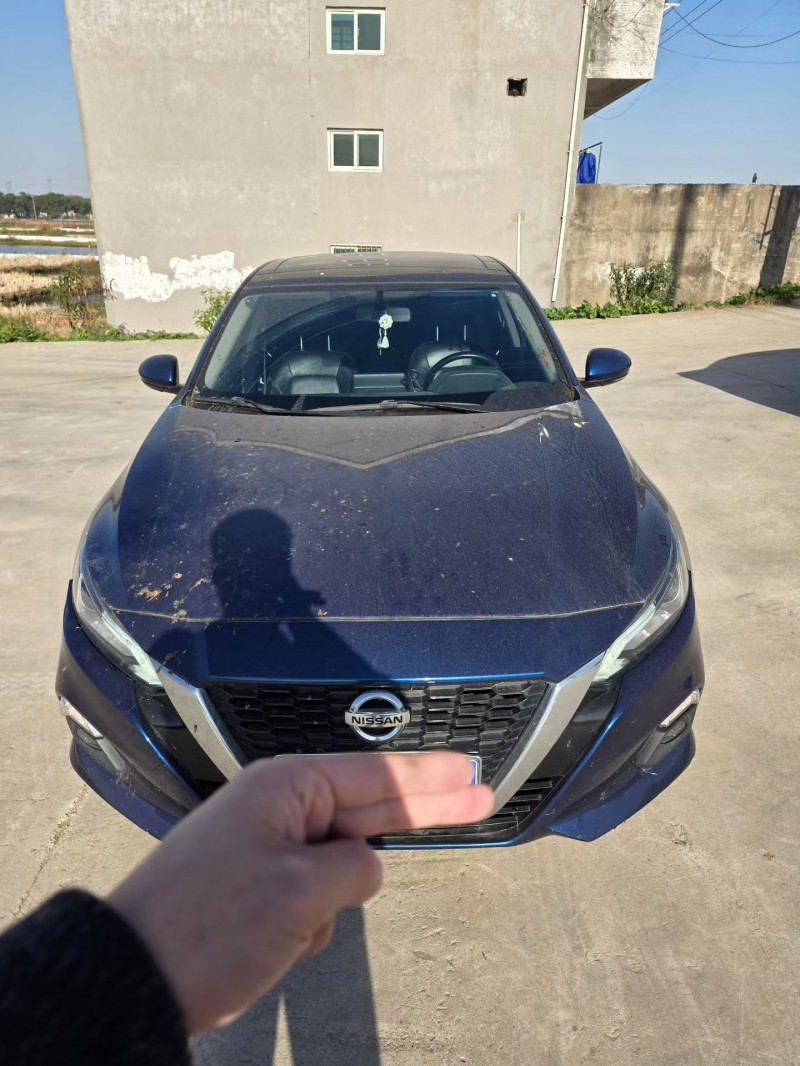 常州20年日产天籁1