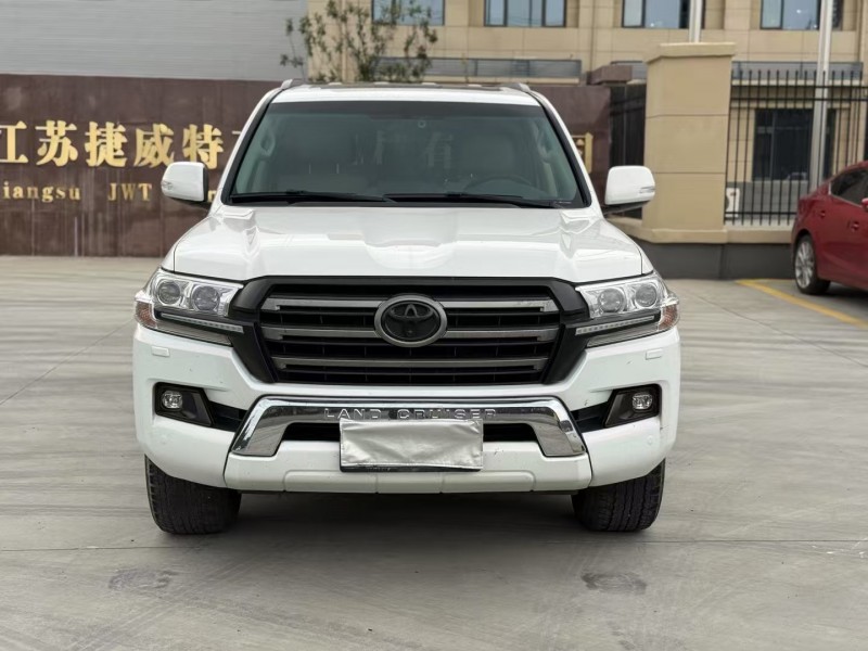 徐州18年丰田兰德酷路泽1