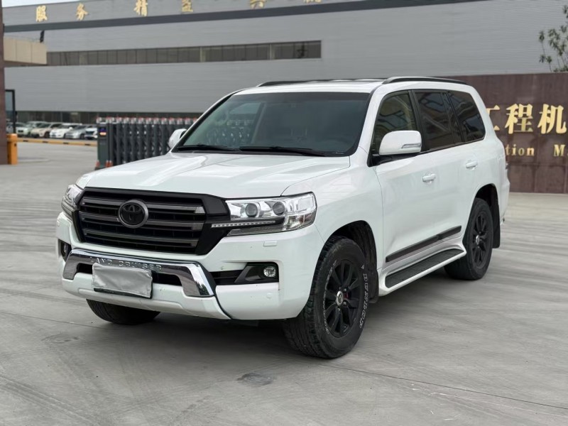 徐州18年丰田兰德酷路泽2