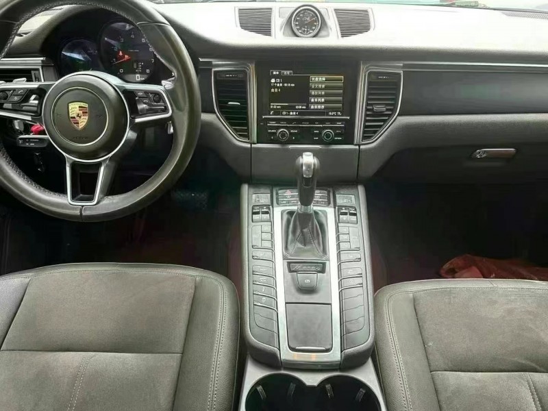 重庆15年保时捷Macan6