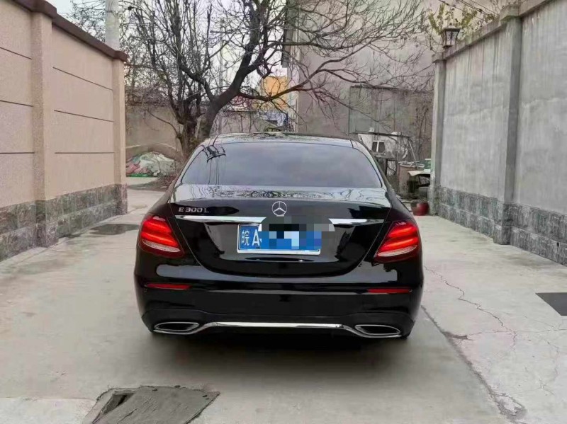 保定18年奔驰E9