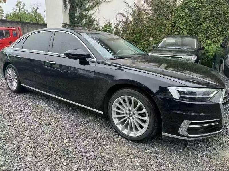 重庆21年奥迪A8L3