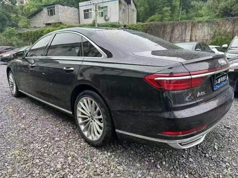 重庆21年奥迪A8L4