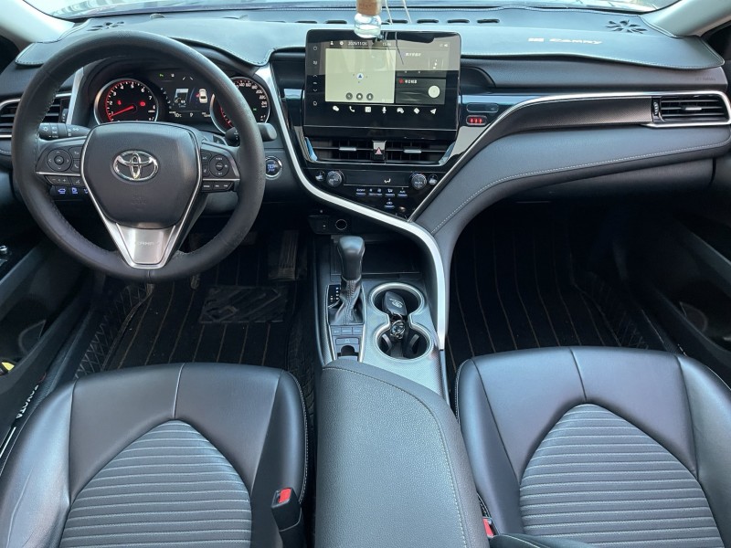 济宁23年丰田凯美瑞5