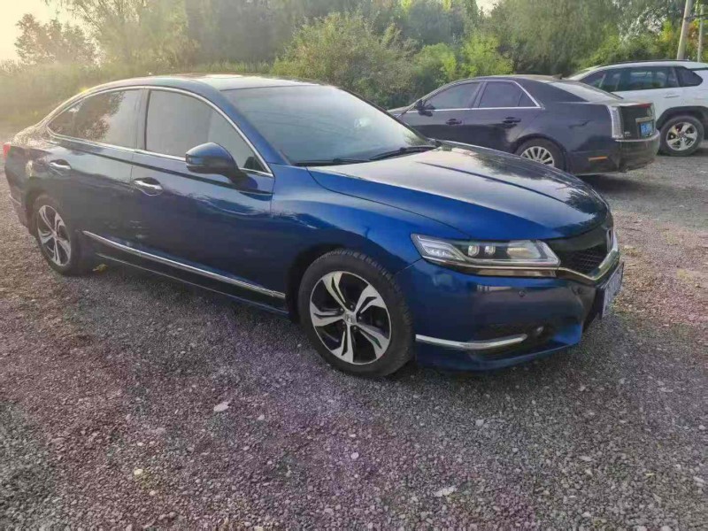 保定15年本田思铂睿2