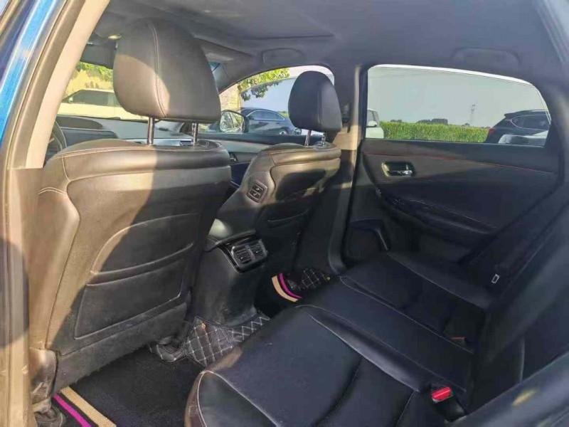 保定15年本田思铂睿5