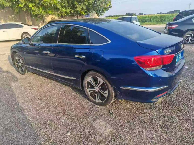 保定15年本田思铂睿8