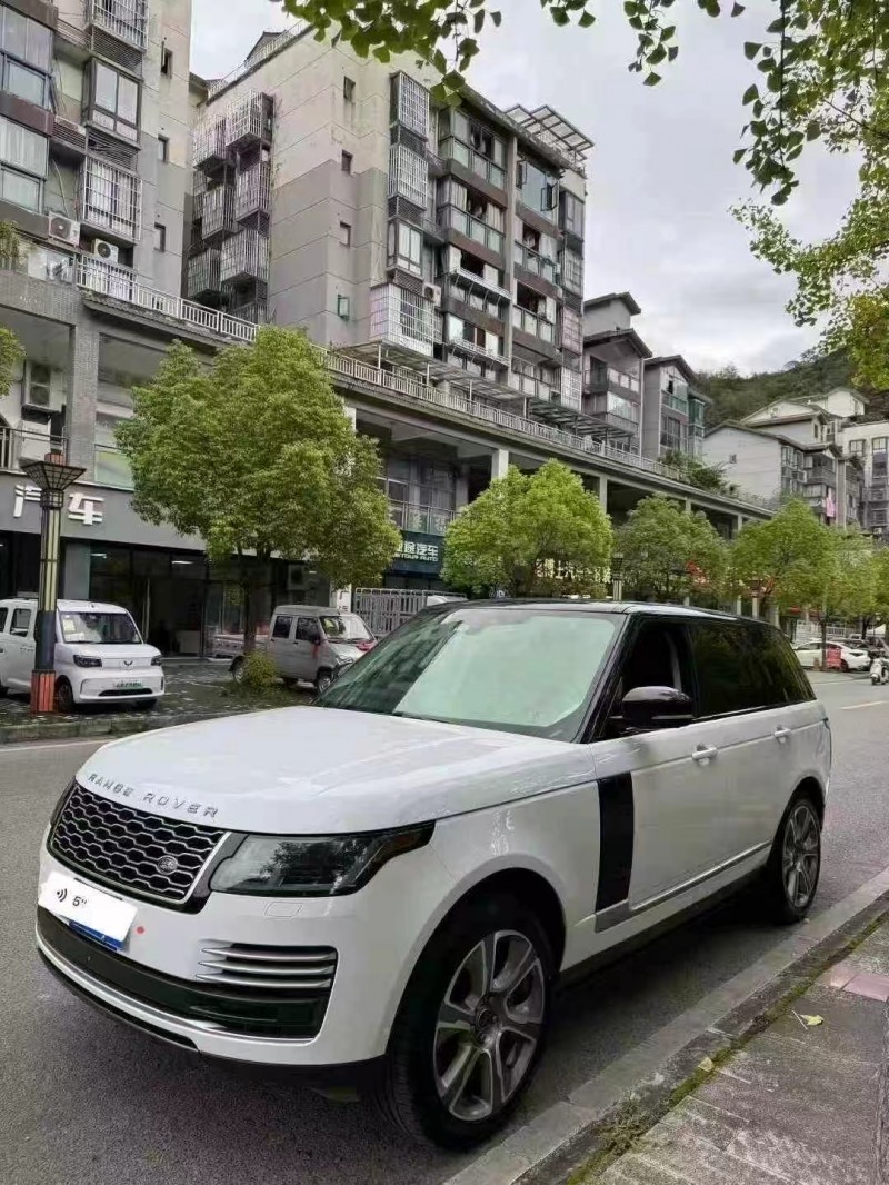 重庆19年路虎揽胜行政3