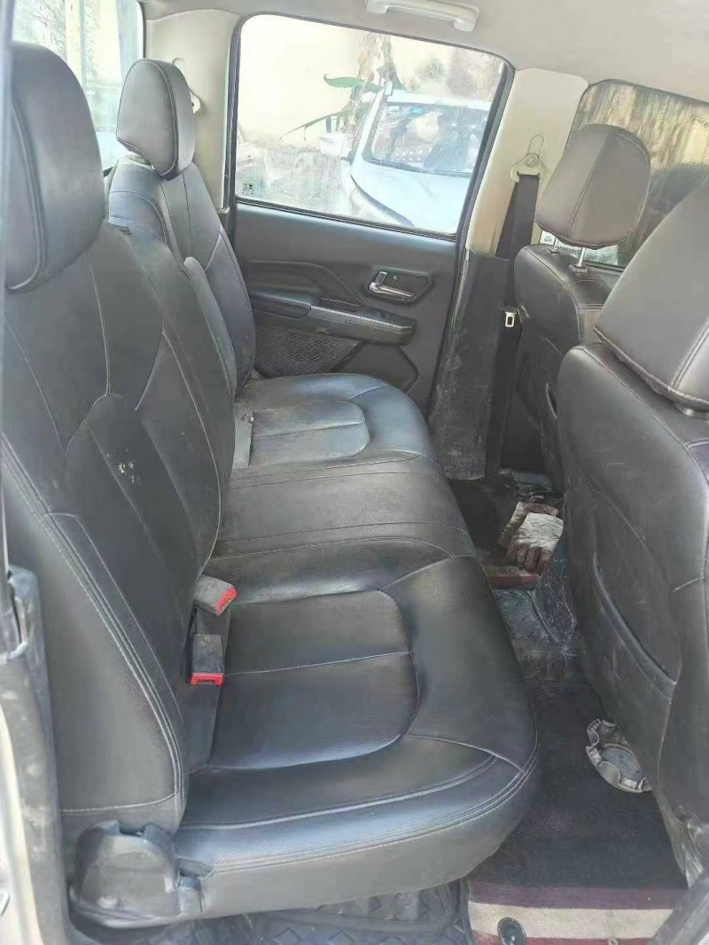 重庆19年长城汽车风骏4