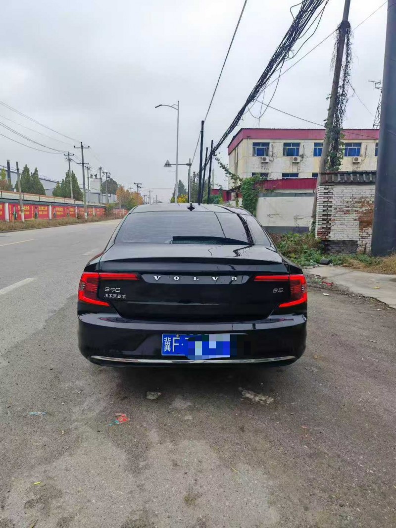 保定22年沃尔沃S909