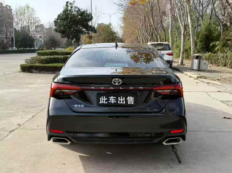 焦作24年丰田亚洲龙7