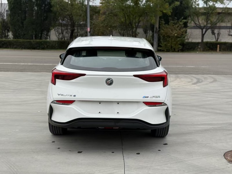 徐州25年别克微蓝8