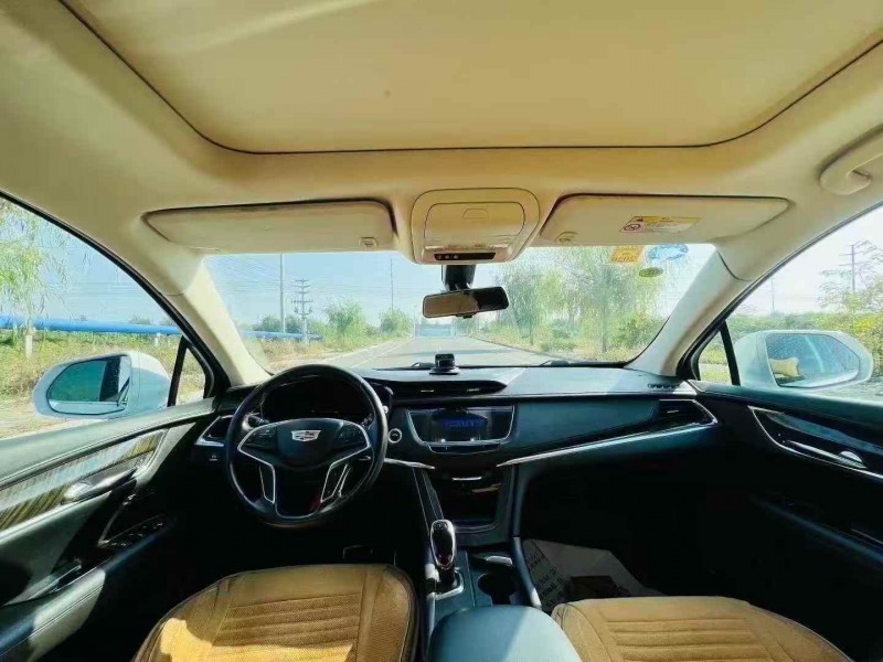 淄博16年凯迪拉克XT56