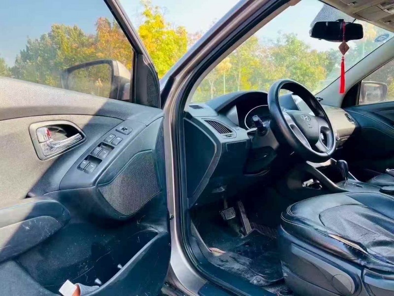 东营17年现代ix354