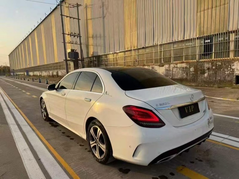 菏泽20年奔驰C8
