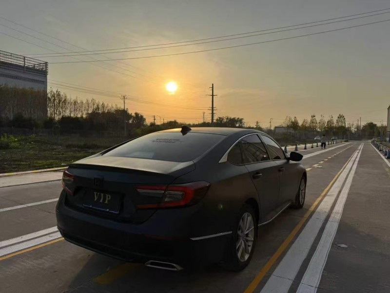 菏泽23年本田雅阁8